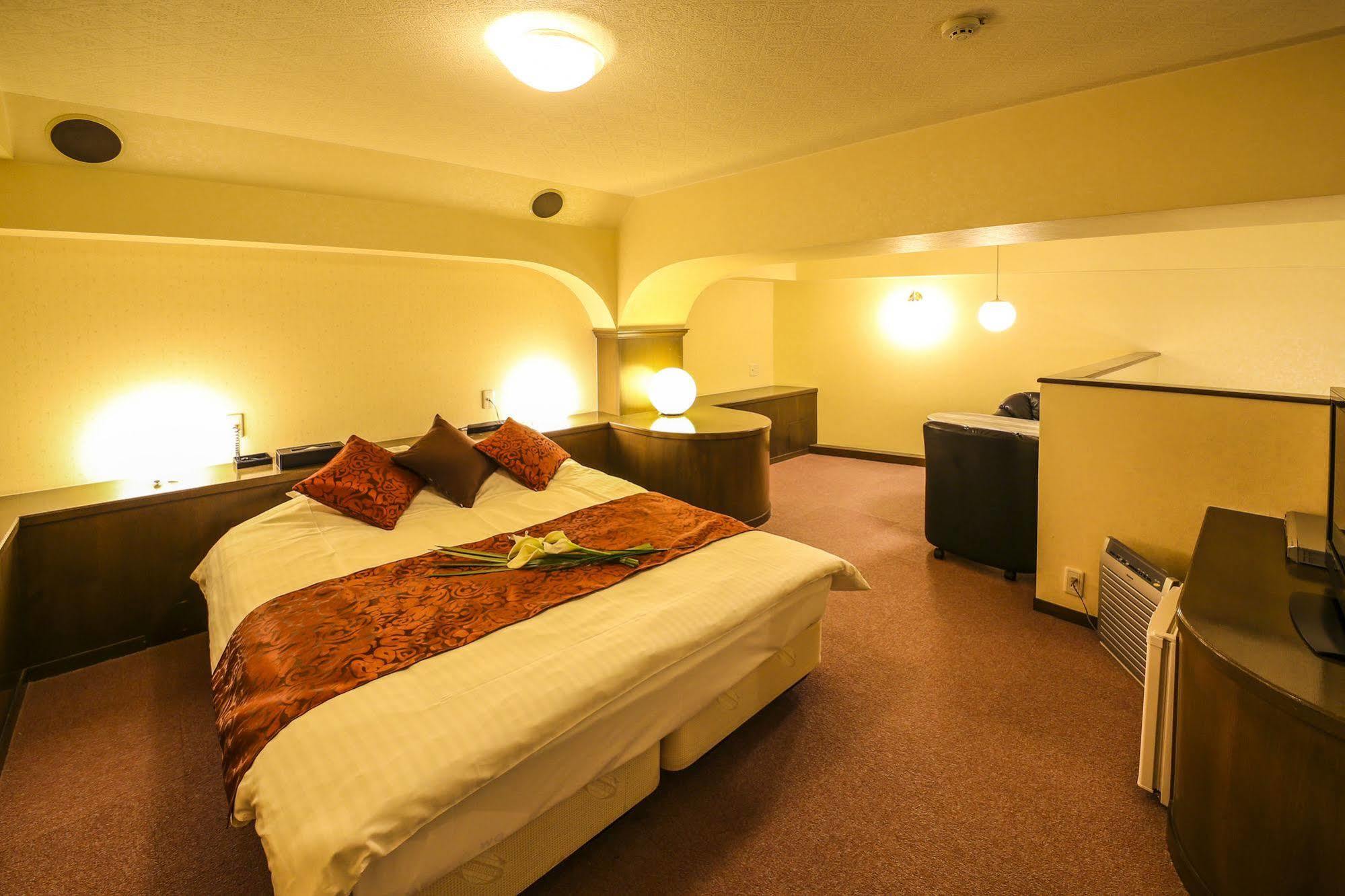 Hotel Clio Kobe (Adults Only) Экстерьер фото
